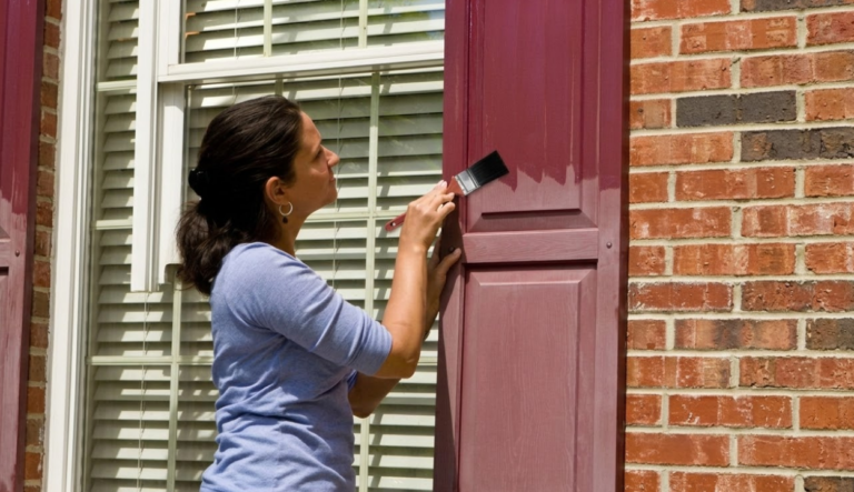 painting plastic shutters